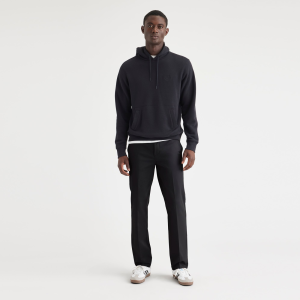 Essential Chinos. Straight Fit