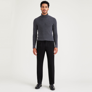 Signature Iron Free Khakis. Pleated. Classic Fit with Stain Defender®