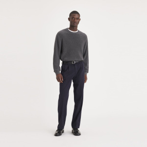 Easy Khakis. Pleated. Classic Fit (Big and Tall)