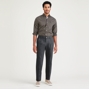 Signature Iron Free Khakis. Pleated. Classic Fit with Stain Defender®