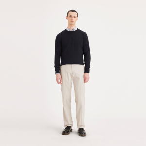 Easy Khakis. Classic Fit