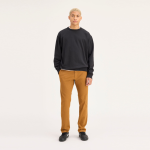 Ultimate Chinos. Athletic Fit