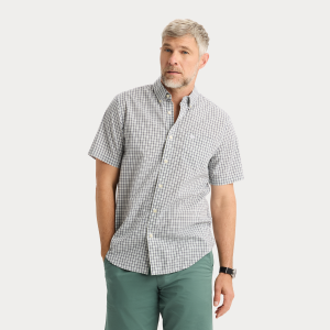 Signature Stain Defender Shirt. Classic Fit