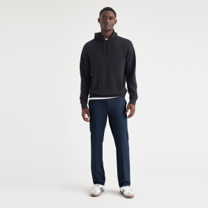 Essential Chinos. Straight Fit