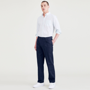 Signature Iron Free Khakis. Pleated. Classic Fit with Stain Defender®