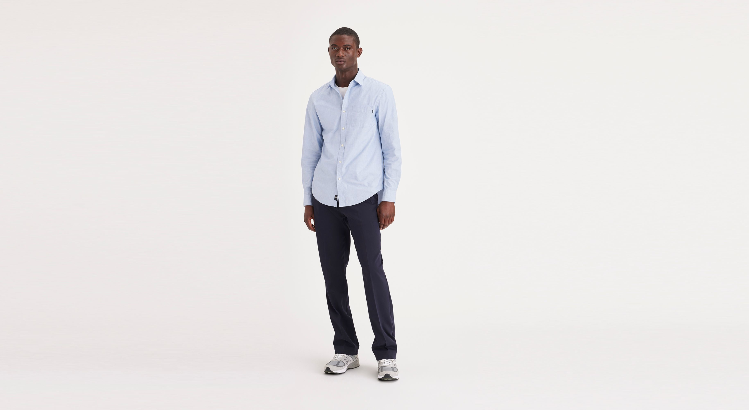 Easy Khakis. Classic Fit