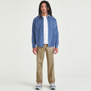 Signature Iron Free Khakis. Classic Fit with Stain Defender®
