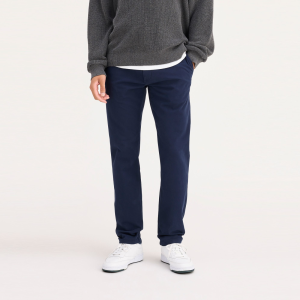 Ultimate Chinos. Athletic Fit