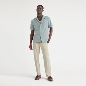 Essential Chinos. Straight Fit
